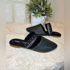 Toms Jutti black leather mules sz 9